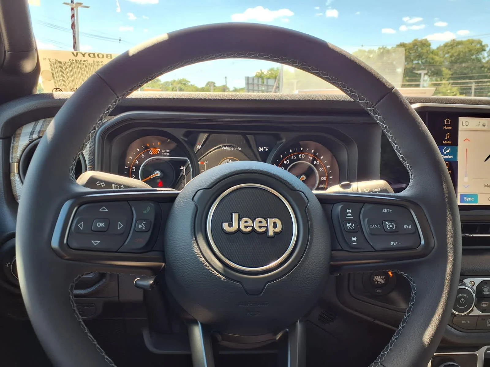 New 2026 Granite Crystal Metallic Clearcoat Jeep 85th Anniversary image 26