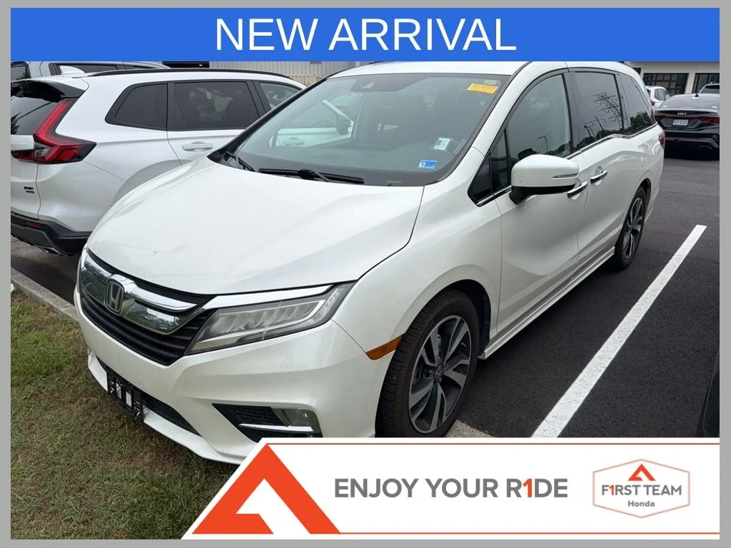 2018 Honda Odyssey Elite's photo