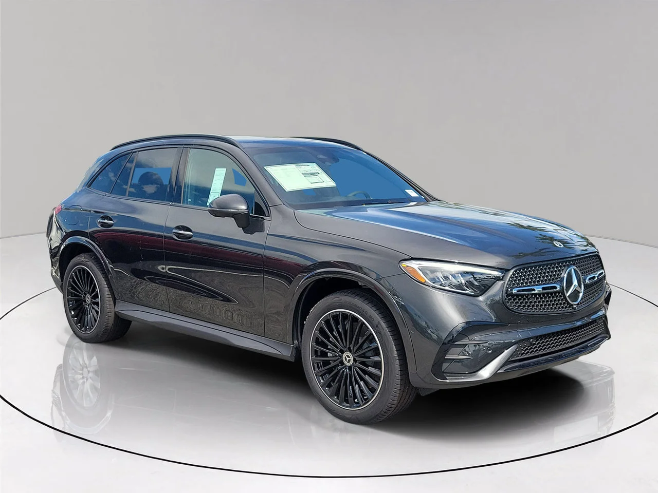 New 2027 Graphite Grey Metallic Mercedes-Benz GLC 300 image 3