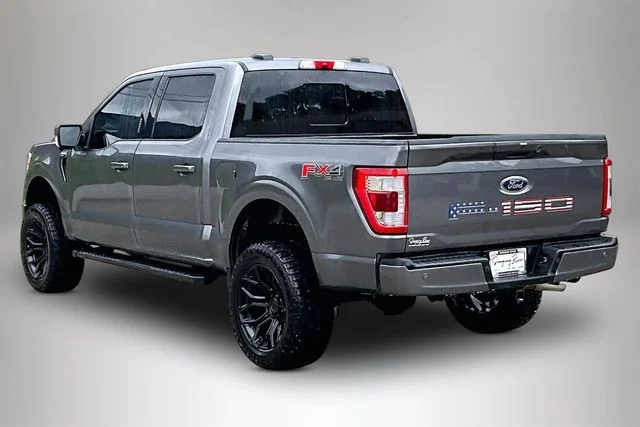 Used 2022 Gray Ford Lariat image 4