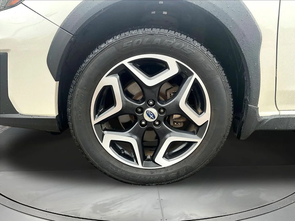 Certified Used 2018 White Subaru 2.0i Limited image 34