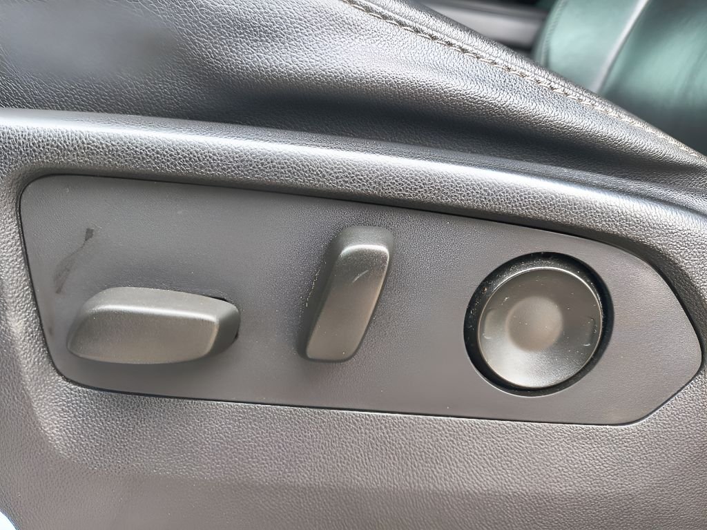 2021 Chevrolet Tahoe LT - Photo 11