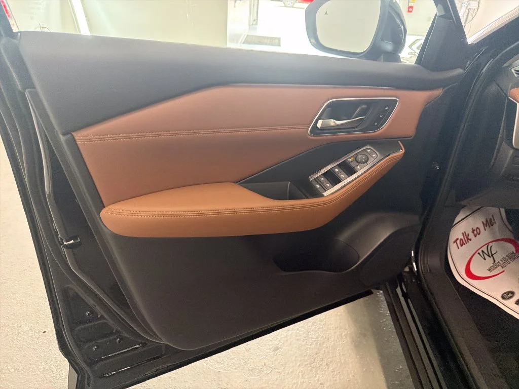 New 2026 Black Nissan Platinum image 11