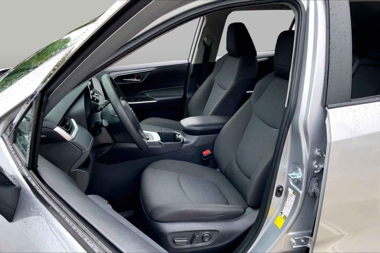 Used 2024 Silver Sky Metallic Toyota XLE image 8