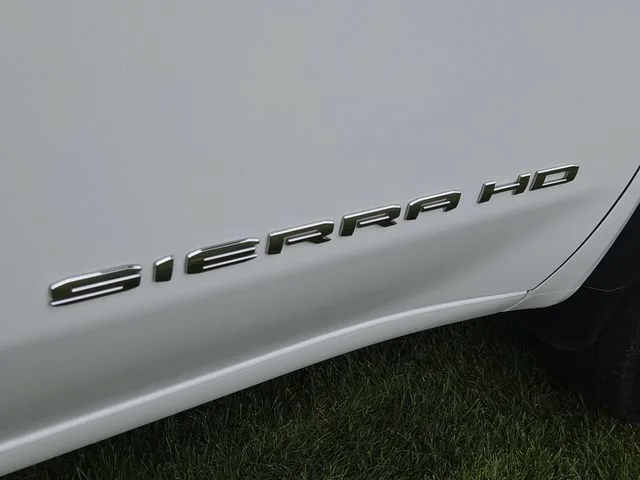 Used 2025 Summit White GMC Pro image 5
