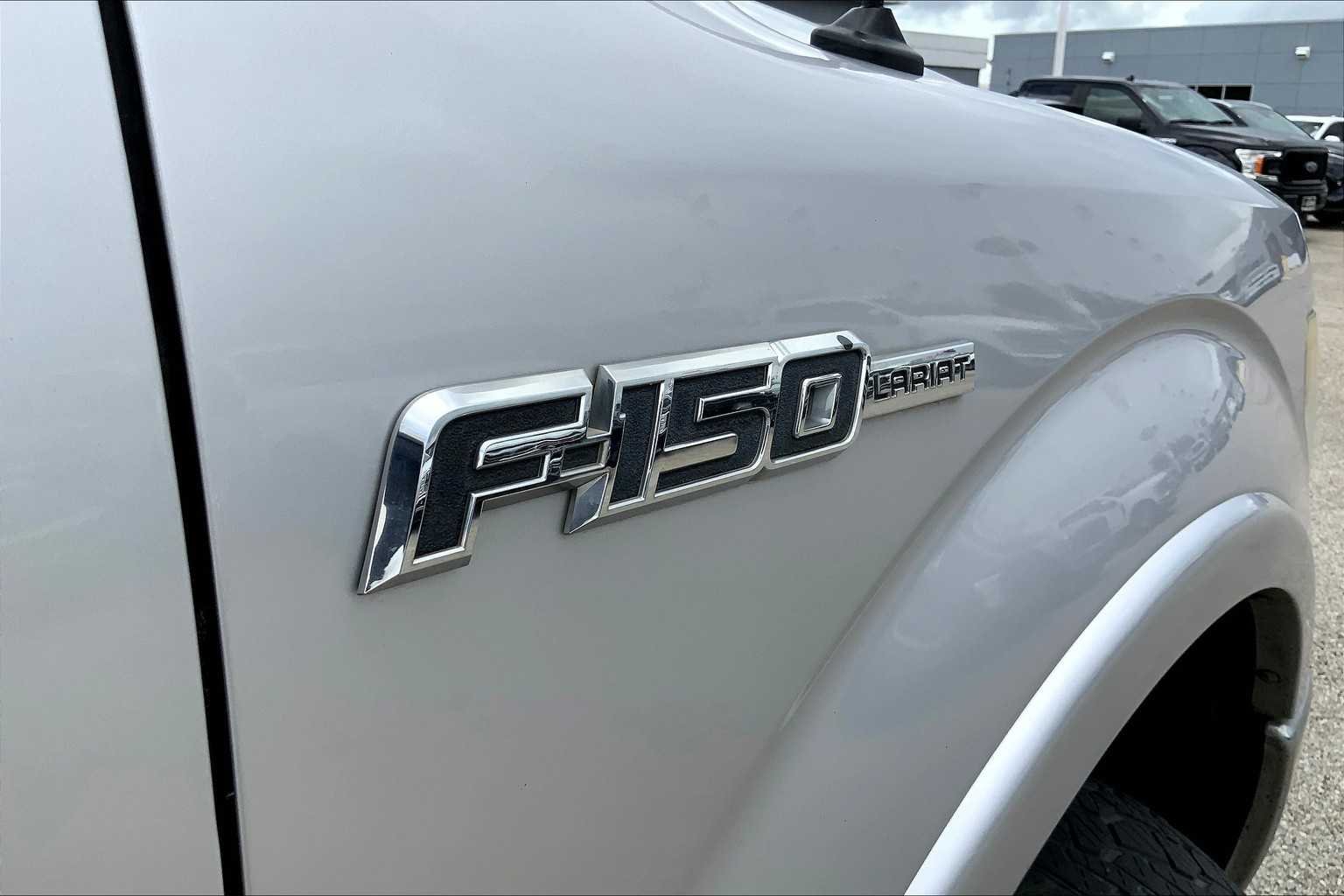 Used 2014 Ingot Silver Metallic Ford Lariat image 24