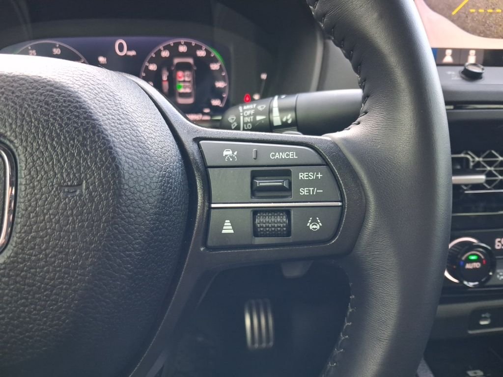Used 2025  Honda Sport-L image 30
