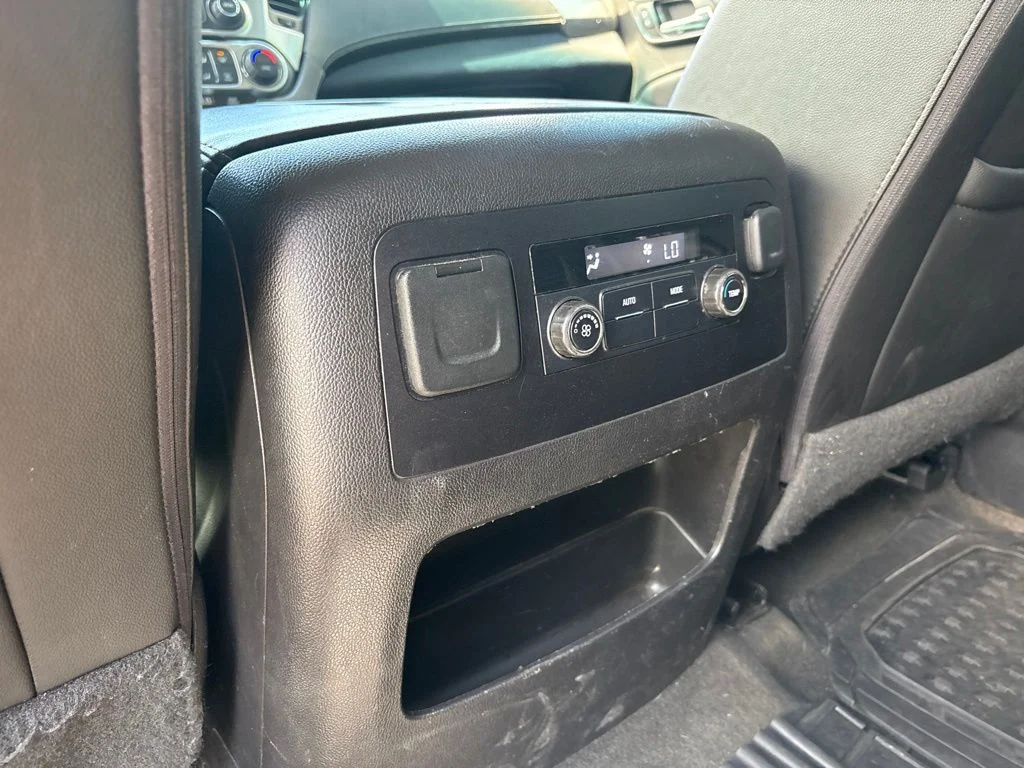 Used 2016 Silver Chevrolet LT image 20
