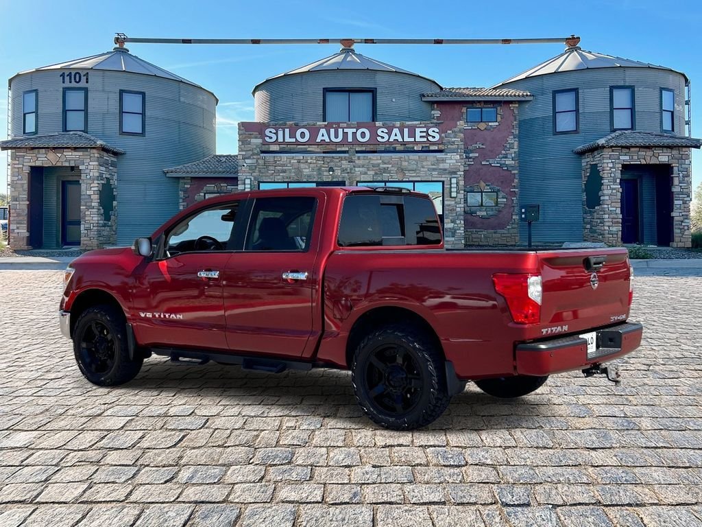 Used 2018 Red Nissan SV image 3