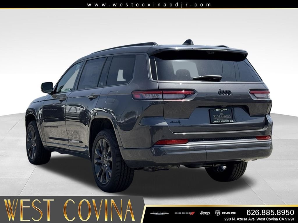 New 2026 Baltic Gray Metallic Clear-Coat Exterior Paint Jeep Limited Reserve image 10