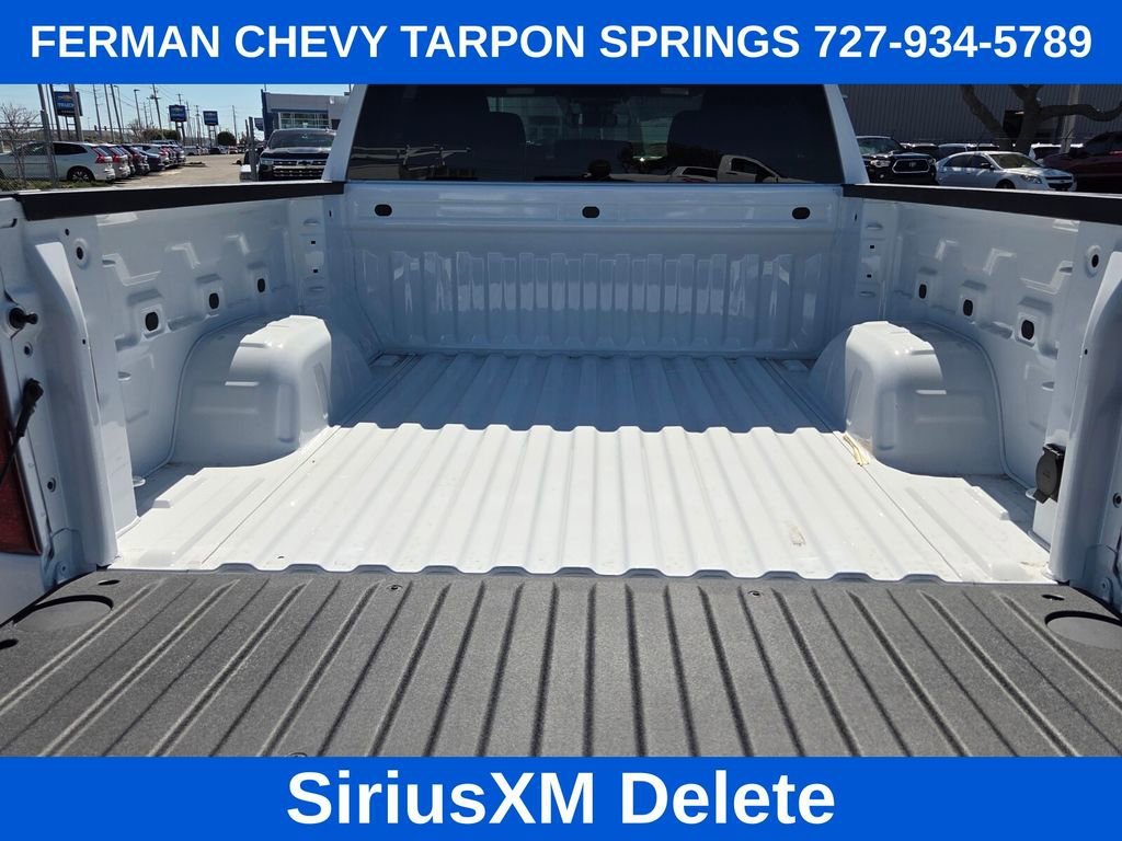 New 2026 Summit White Chevrolet WT image 10