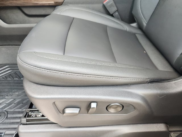New 2026 Sterling Gray Metallic Chevrolet LT image 25