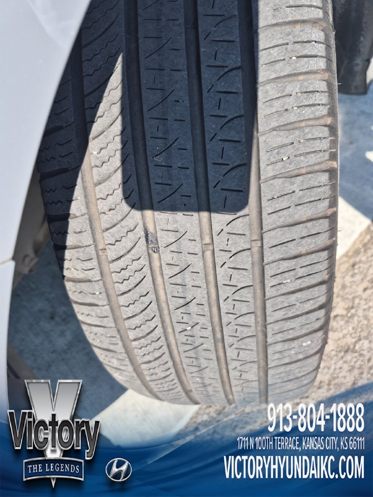 Certified Used 2024 Blue Hyundai SEL image 28