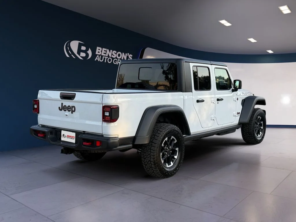 Used 2026 White Jeep Rubicon image 5