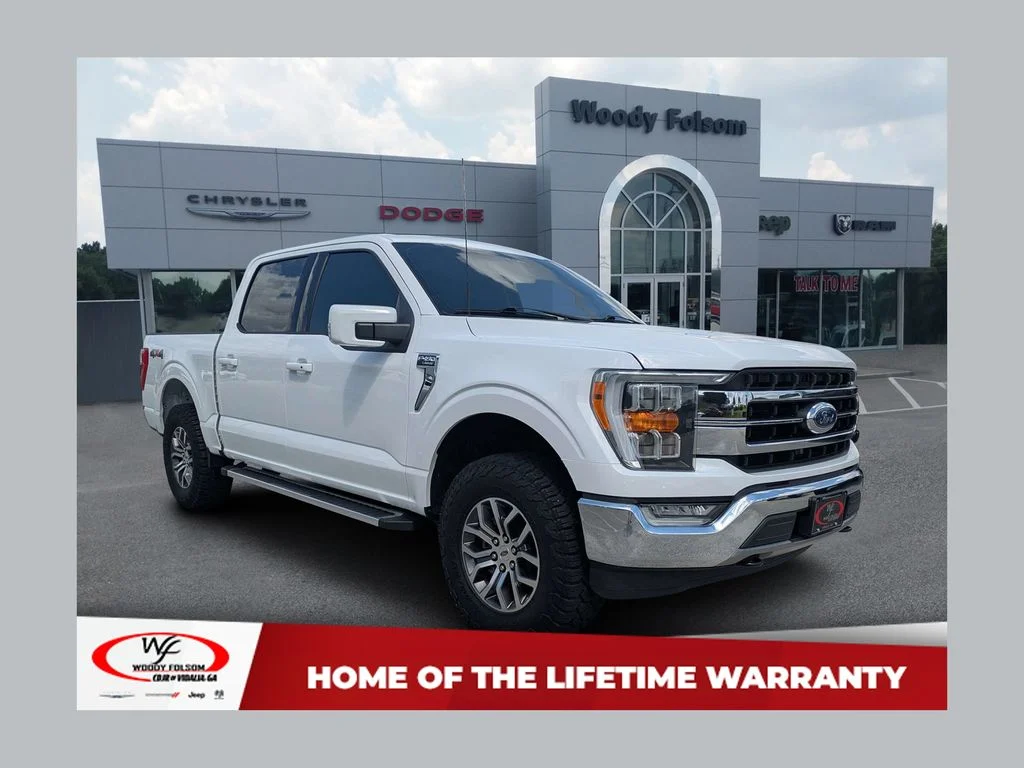Used 2022 White Ford Lariat image 1