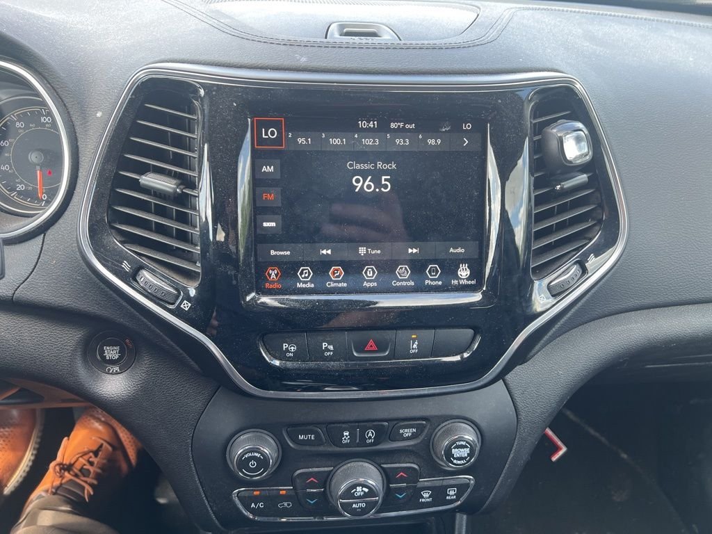 Used 2021 Green Jeep Limited image 7