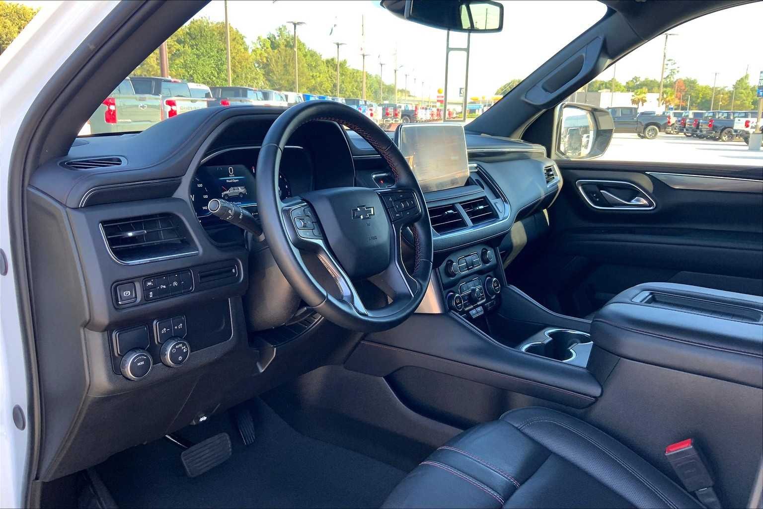 Used 2024 Summit White Chevrolet RST image 17