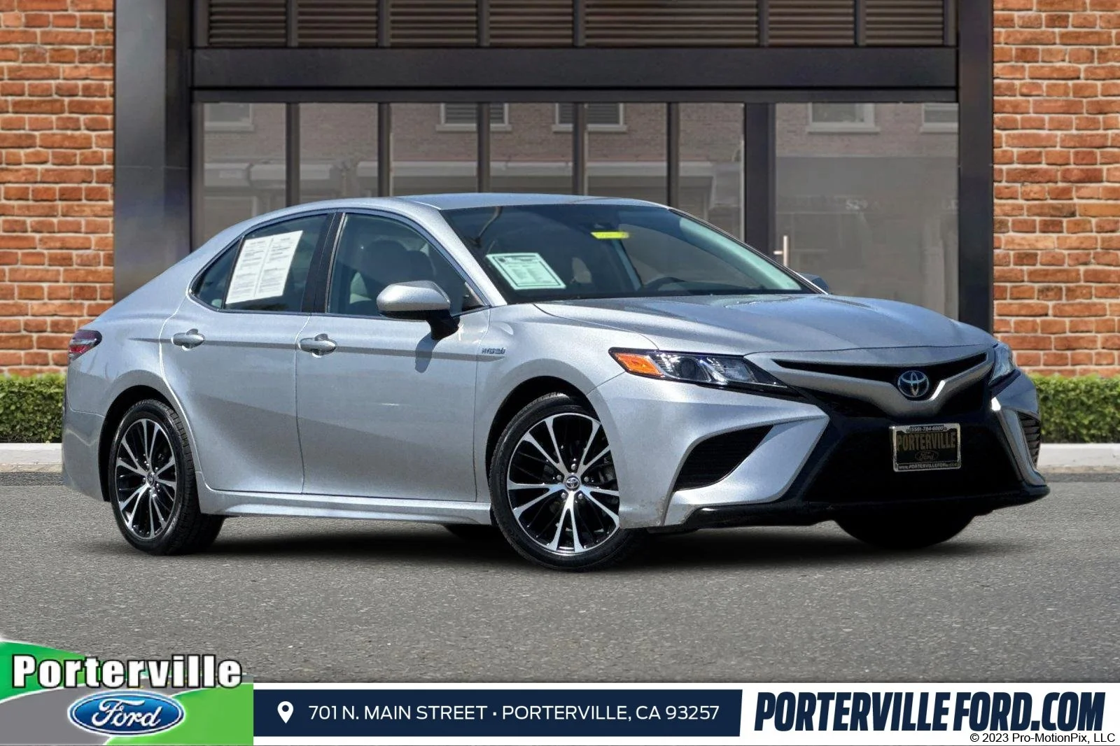 2020 Toyota Camry SE