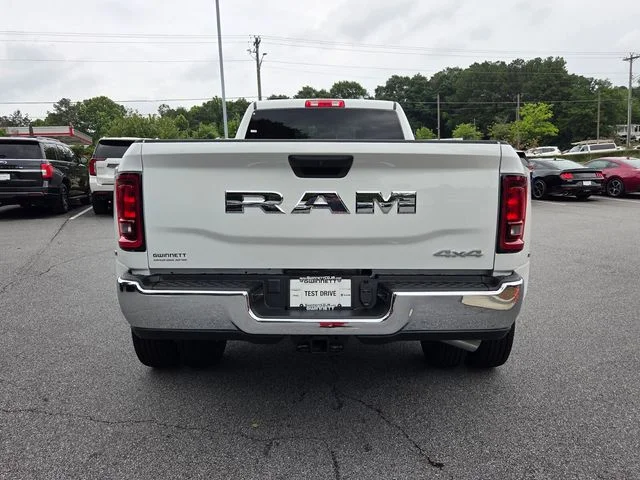New 2026 Bright White Clear-Coat Exterior Paint RAM Tradesman image 7