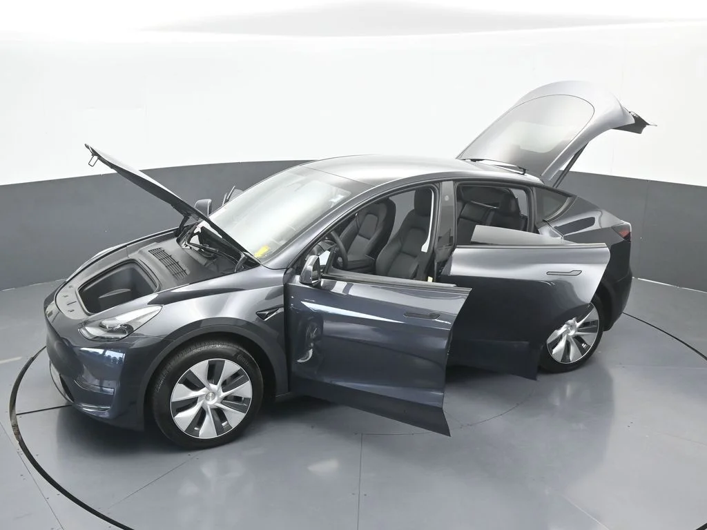 Used 2024 Gray Tesla Standard Range image 57