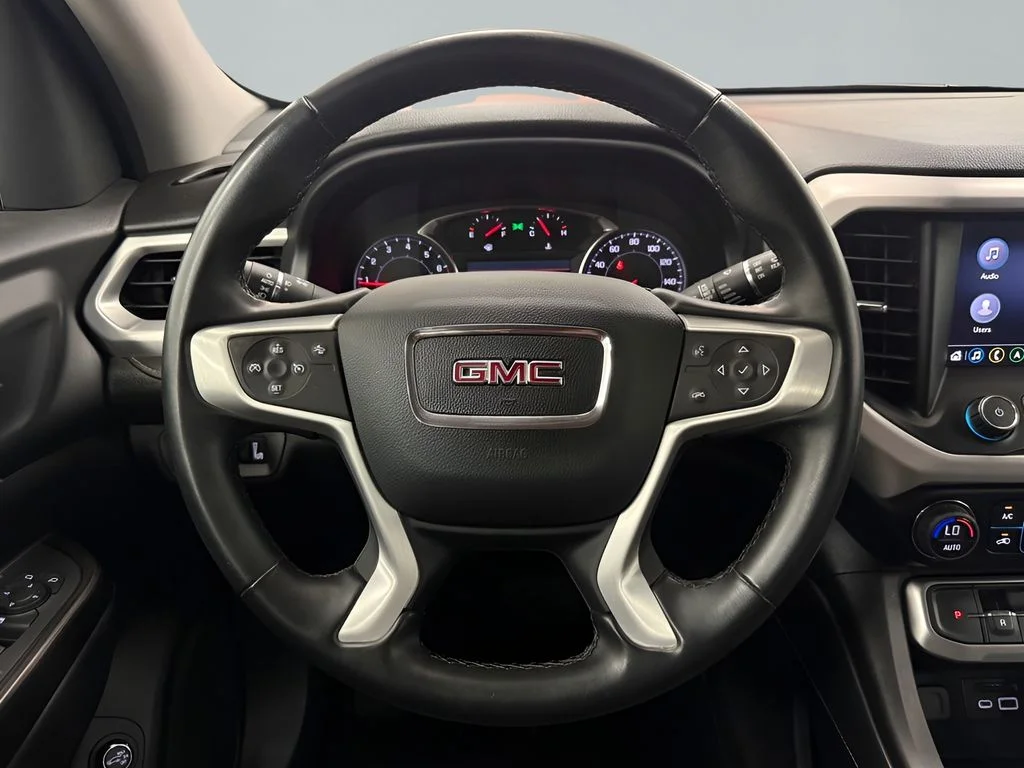 Used 2023 White GMC SLT image 17