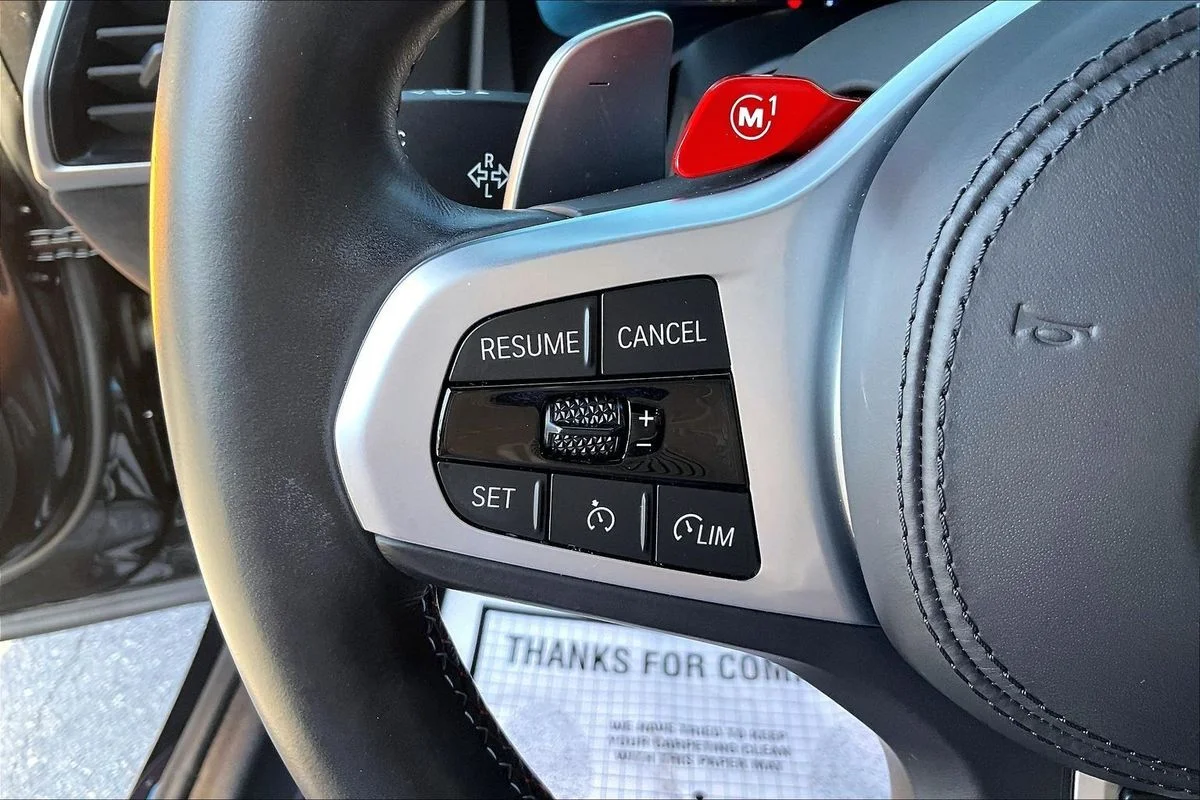 Used 2022  BMW Competition image 11