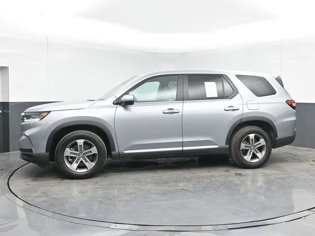 Certified Used 2023 Lunar Silver Metallic Honda 2WD EX-L 7P image 6