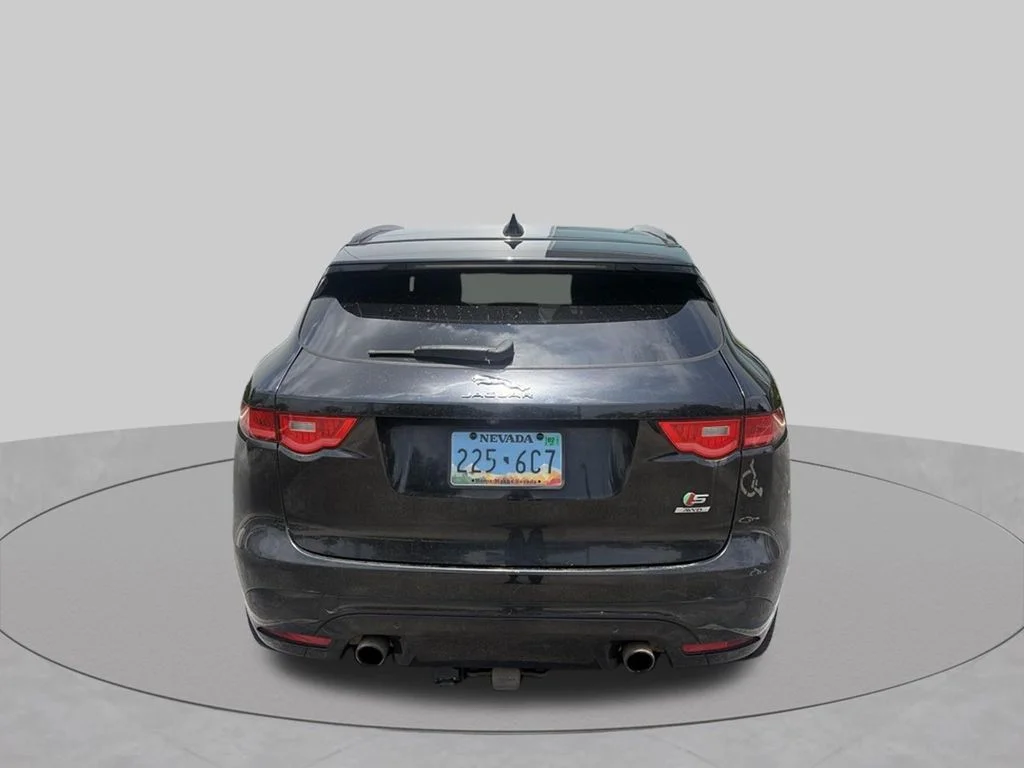 Used 2017  Jaguar S image 7