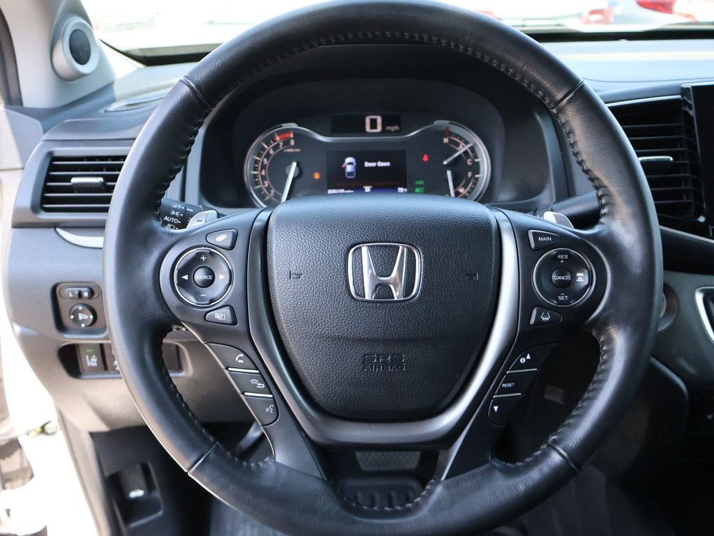 Used 2023  Honda RTL image 28