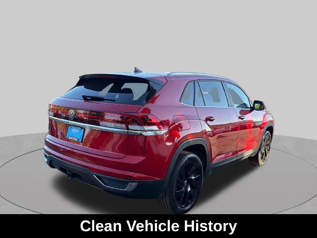 Used 2025 Red Metallic Volkswagen 2.0T SE w/Technology image 6