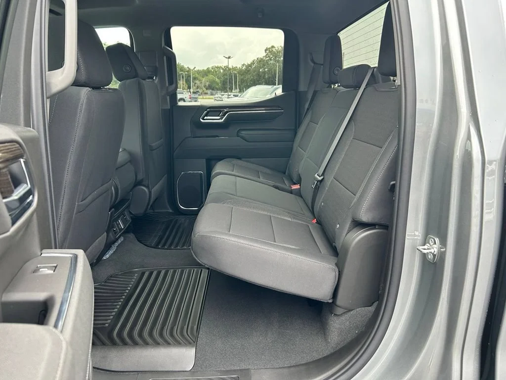 2026 Chevrolet Silverado 1500 LT - Photo 11