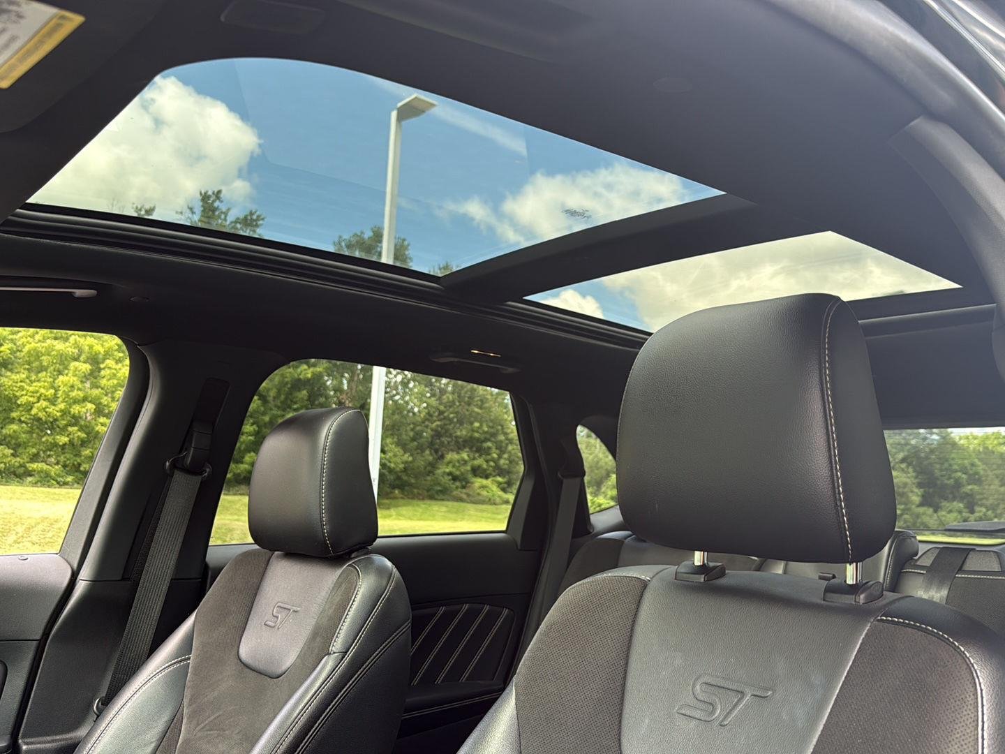 Used 2022 Forged Green Ford ST image 13