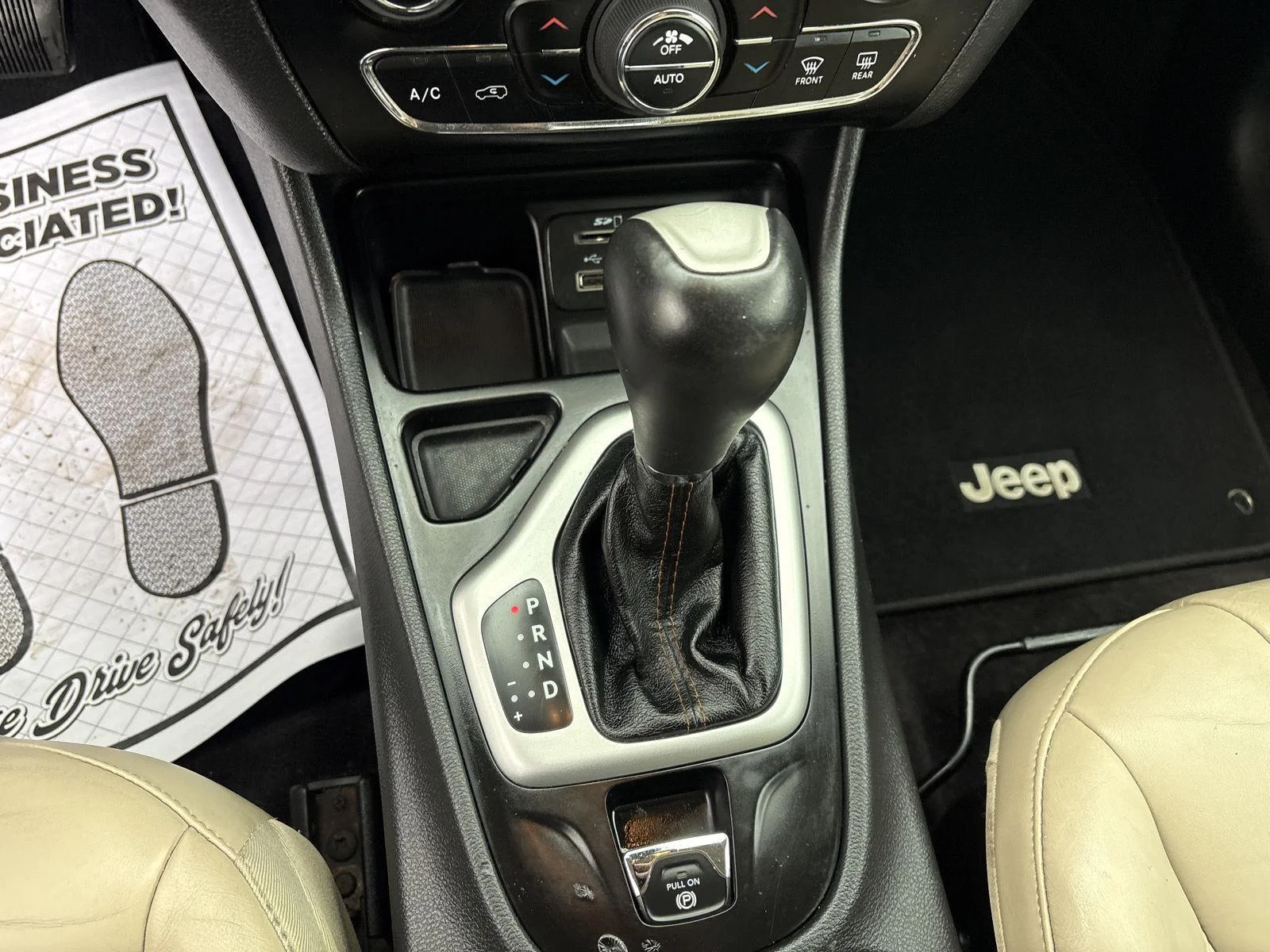 Used 2017 Bright White Clearcoat Jeep Limited image 22