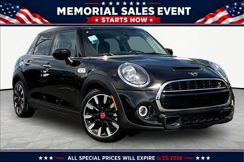 2020 MINI Hardtop Cooper S's photo