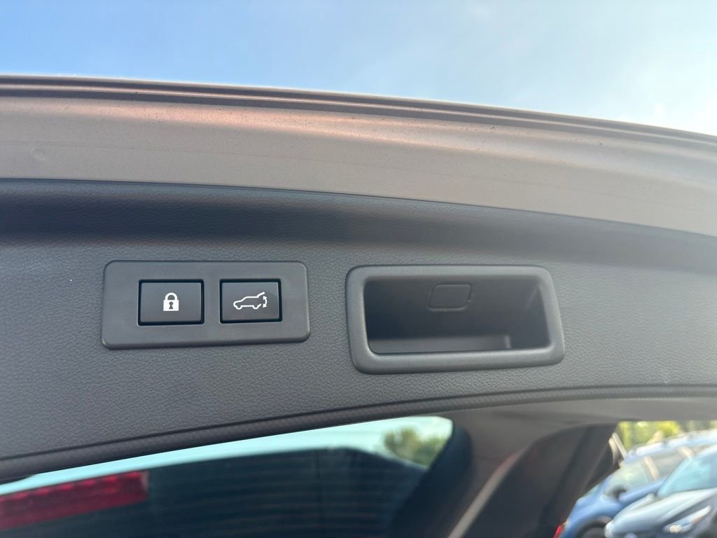 Certified Used 2023 Silver Subaru Premium image 25