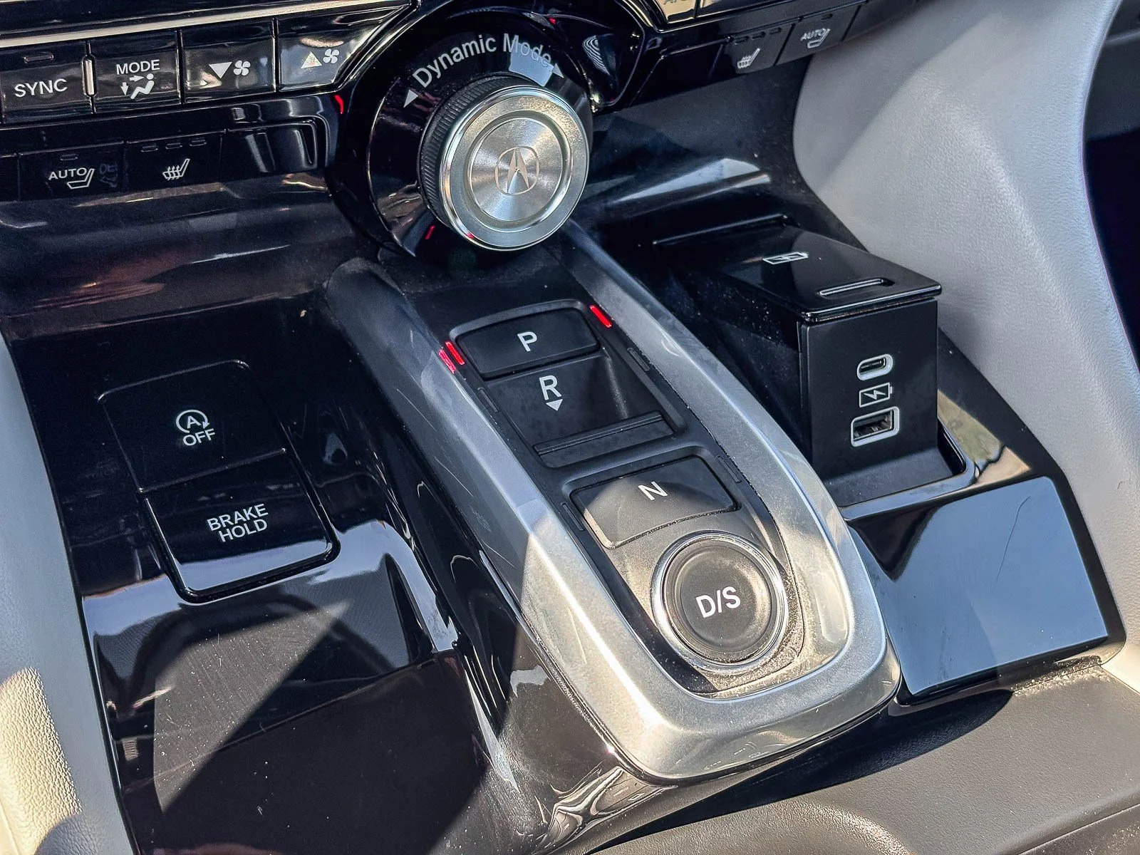 Used 2023  Acura Technology image 24