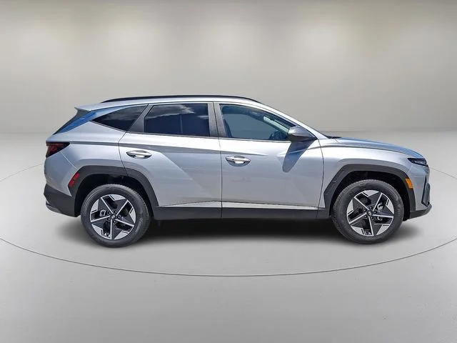 New 2026 Silver Hyundai SEL image 6