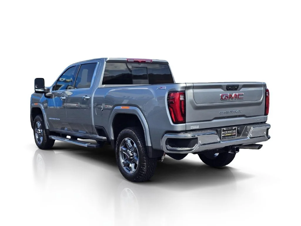 Used 2025 Sterling Metallic GMC SLT image 13