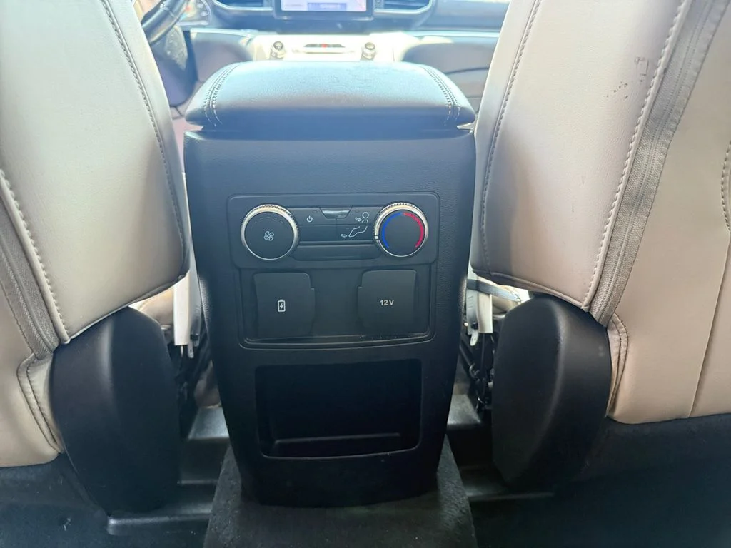 Used 2021 White Ford XLT image 22