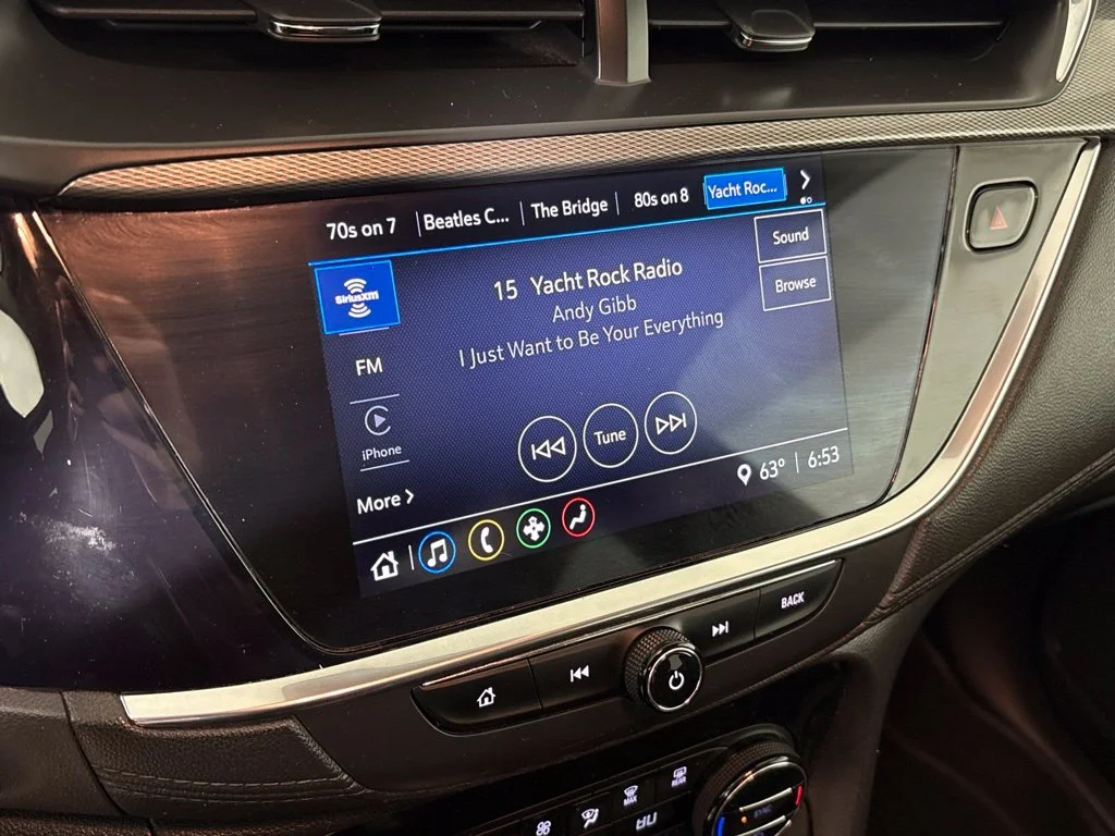 Used 2021 White Buick Select image 30
