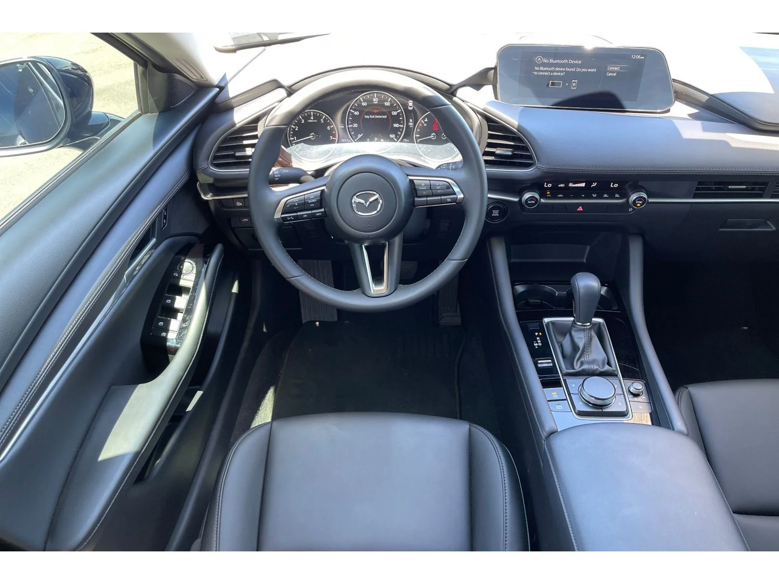 Used 2025 Machine Gray Metallic Mazda Select image 17
