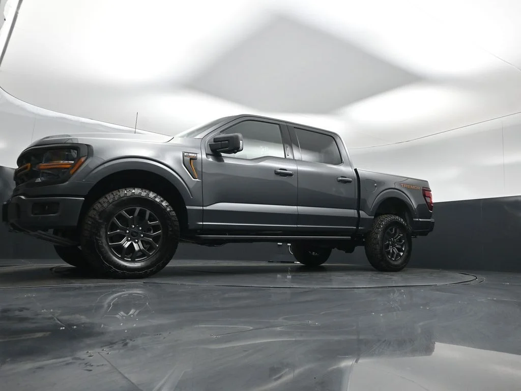 New 2026 Gray Ford Tremor image 44
