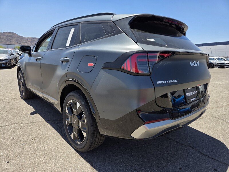 New 2026 Shadow Matte Gray Kia SX Prestige image 4