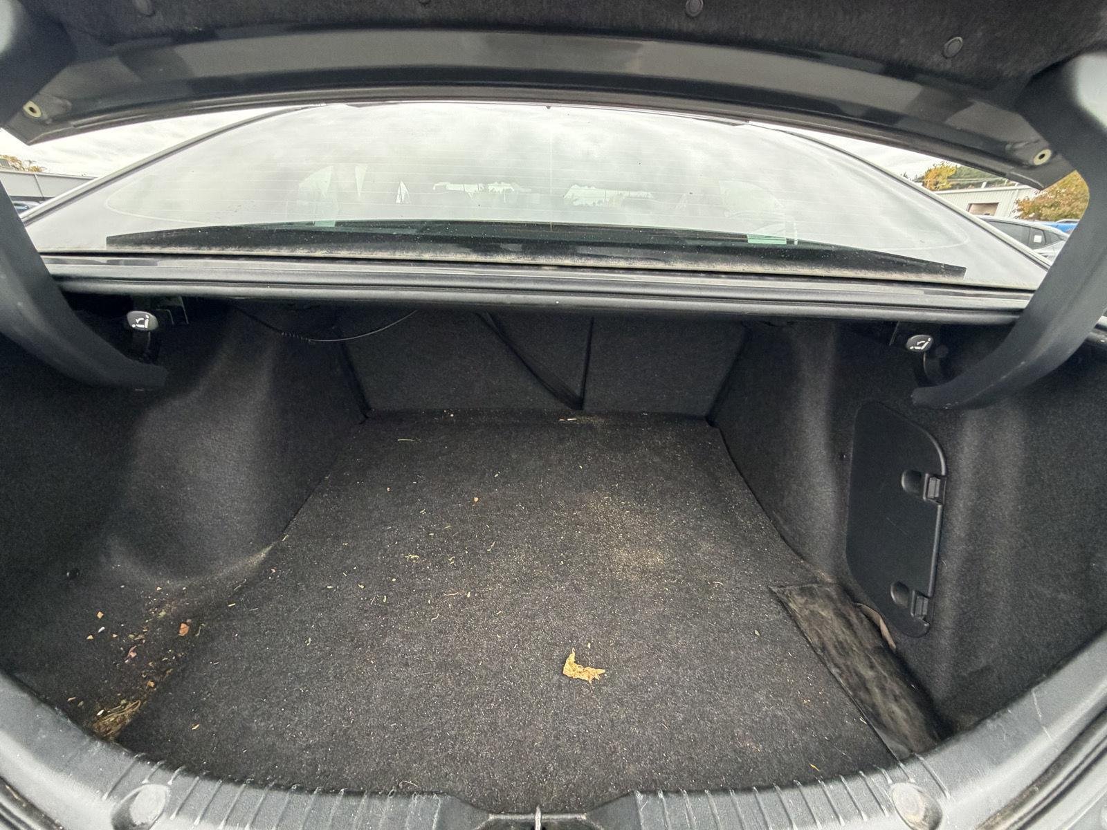 Used 2018 Machine Gray Metallic Mazda Grand Touring image 11