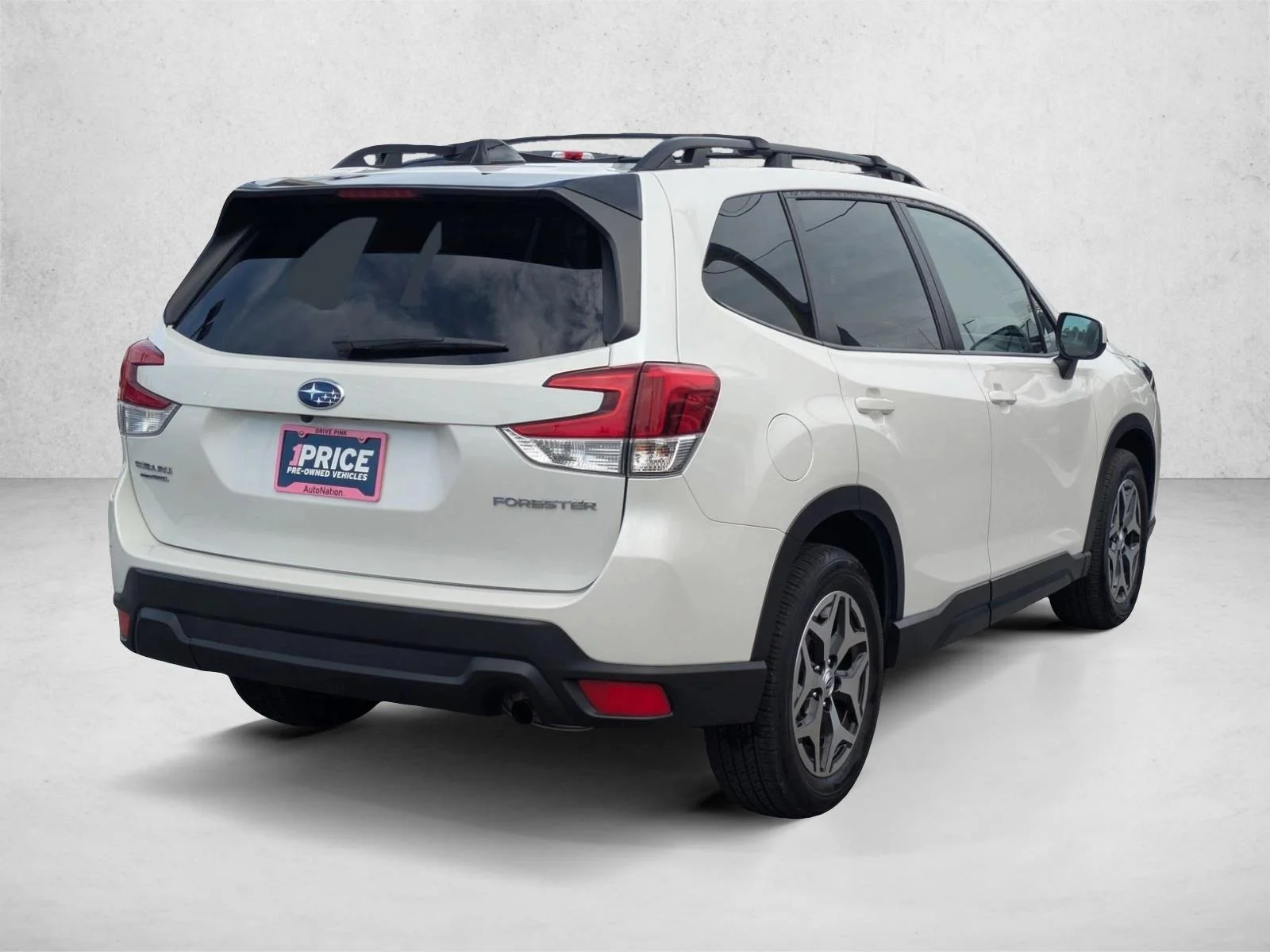 Used 2024 Crystal White Pearl Subaru Premium image 5