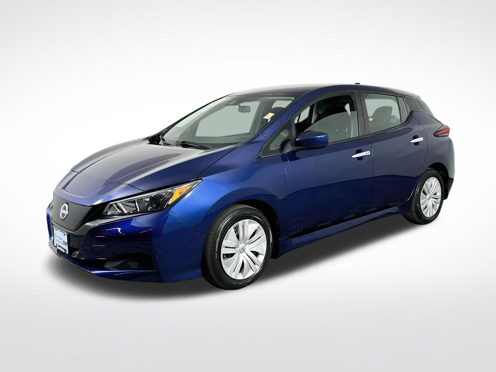 Used 2023 Deep Blue Pearl Nissan S image 4