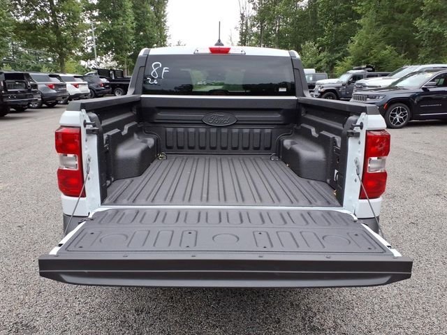 New 2026 Oxford White Ford XLT image 7
