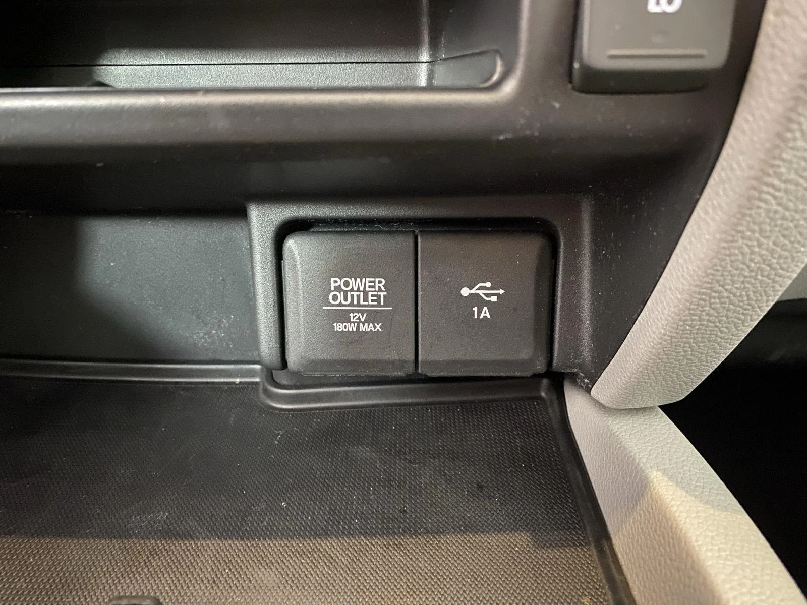 Used 2019 Forest Mist Metallic Honda RTL image 23