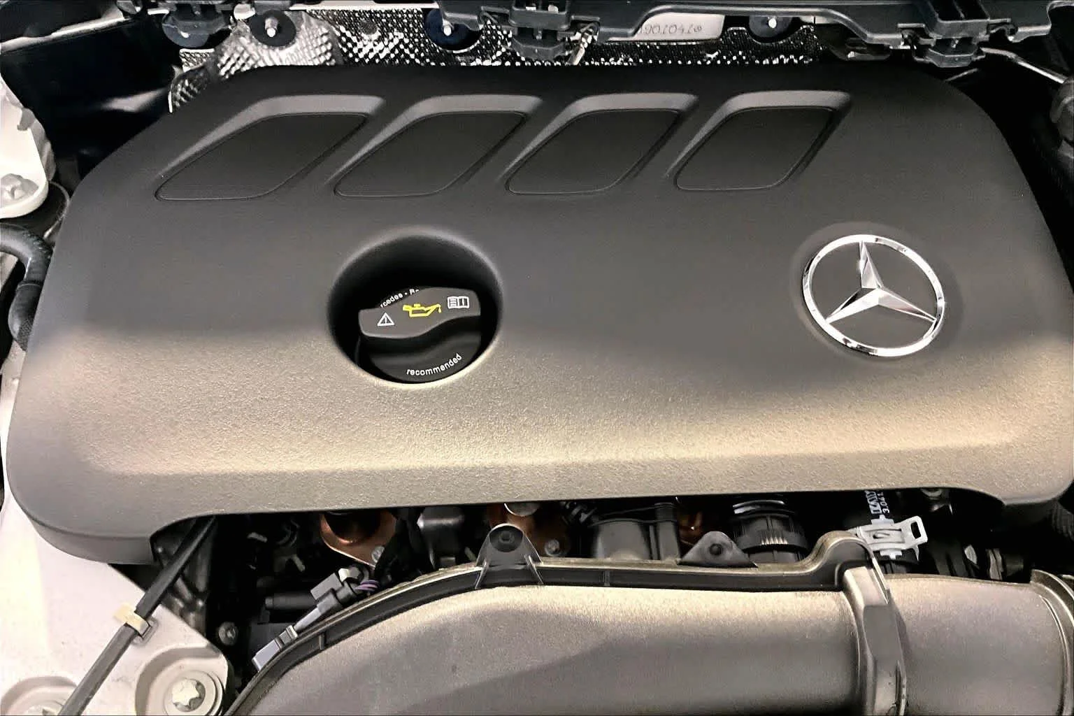 New 2026 Polar White Mercedes-Benz GLA 250 image 15