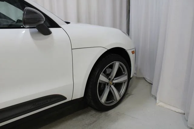 Used 2023 White Porsche T image 25